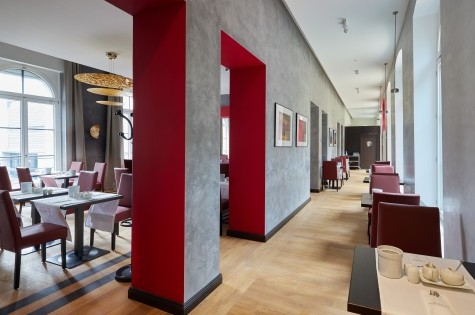 Part of the breakfast room at Hotel Alte Post