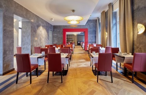 Part of the breakfast room at Hotel Alte Post