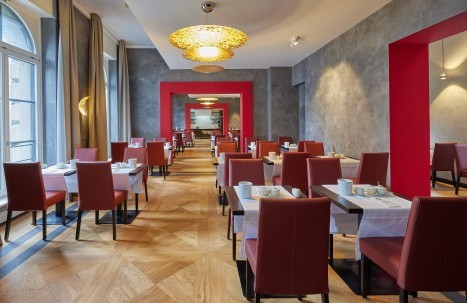 Part of the breakfast room at Hotel Alte Post