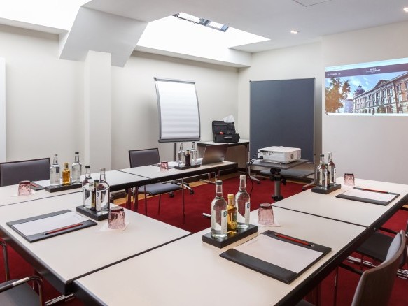 Papyrus: Seminarraum in der Alten Post 