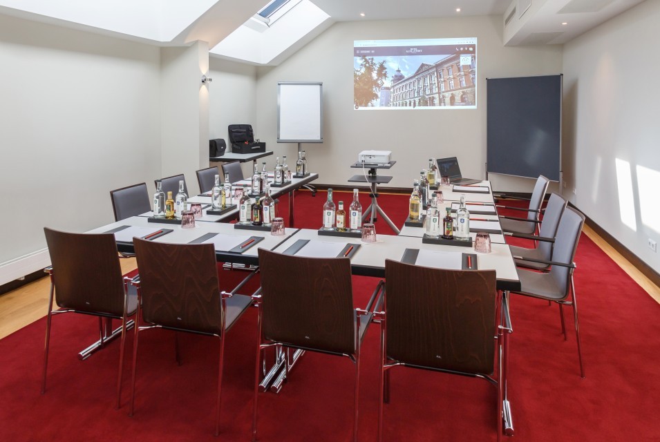 Poststation: Seminar Room at the Alte Post